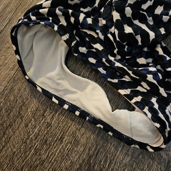 Robin piccone Audrey halter swimsuit - Picture 5 of 9